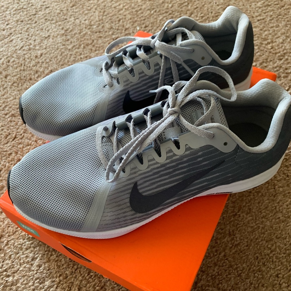 Nike men’s sneakers size 11 wide width